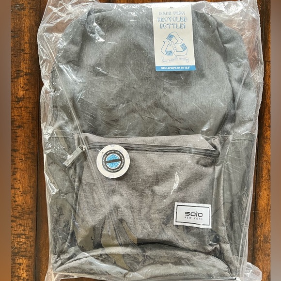 Solo - Re:Solve Recycled Backpack - Picture 2 of 7